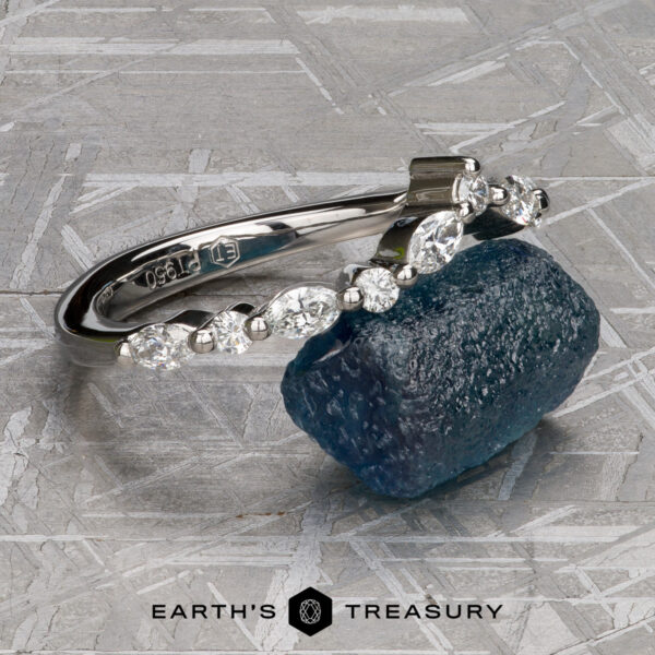 The "Alzette" band in platinum The "Alzette" band in platinum