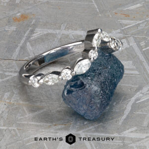 The "Clemencia" band in 18k white gold