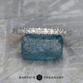 The deluxe pave band in platinum
