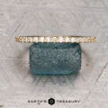 The Petite Prong-Set Straight Band in 18K yellow gold