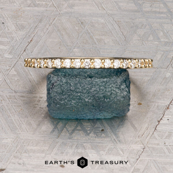 The Petite Prong-Set Straight Band in 18K yellow gold The Petite Prong-Set Straight Band in 18K yellow gold