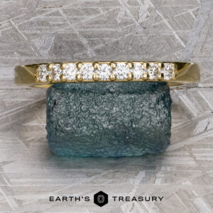 The "Lucerne" band in 18k yellow gold
