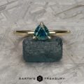 The "Flora" in 14k yellow gold with 0.84-Carat Australian Sapphire