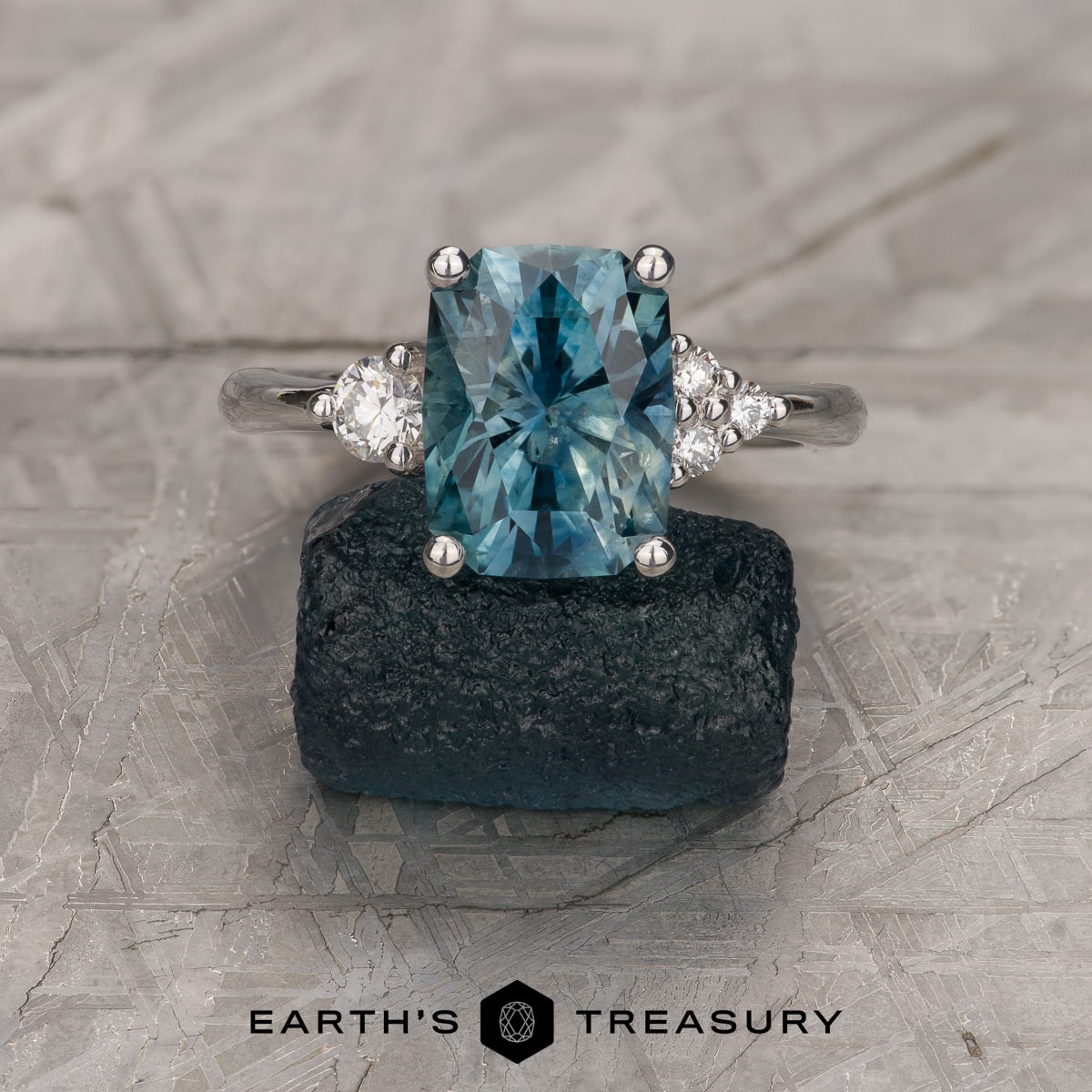 The "Erythia" in 14k white gold with 3.29-Carat Montana Sapphire