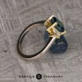 The "Cyanea" ring in 18k white and yellow gold, with 2.69-Carat Montana Sapphire