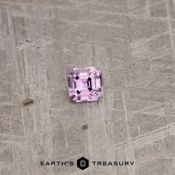 0.45-Carat Purplish-Pink Montana Sapphire 0.45-Carat Purplish-Pink Montana Sapphire