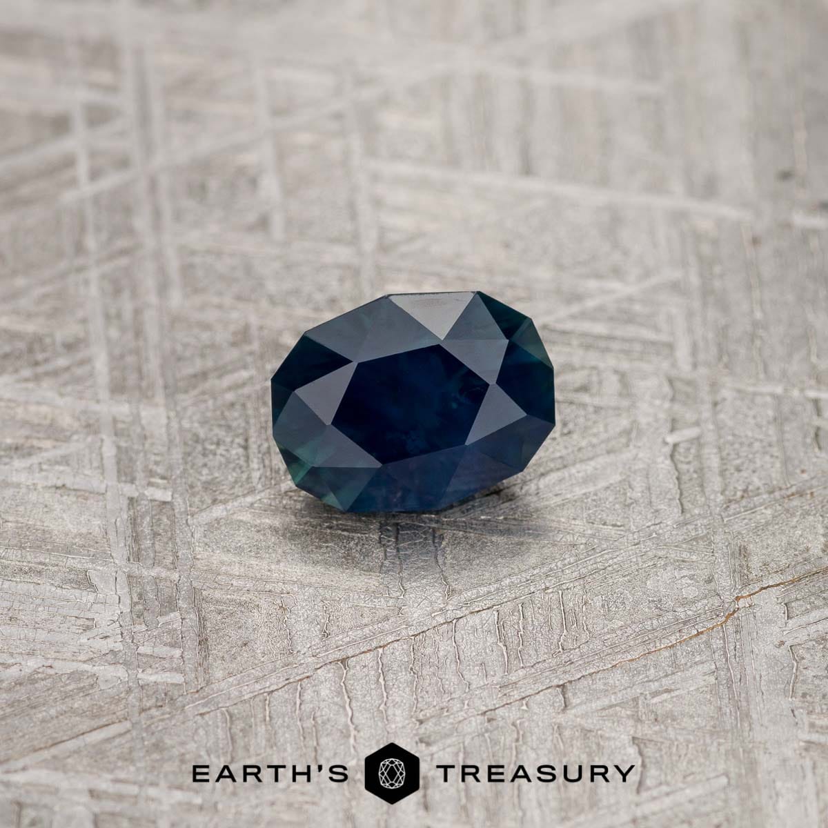 山東省青金石 1.63-Carat Midnight Blue Kenyan Sapphire (Heated) - Earth's Treasury