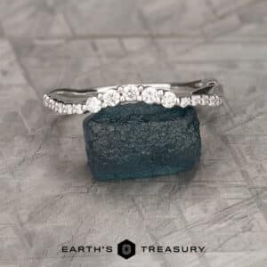 The "Lonicera" Wedding Band in 14k white gold