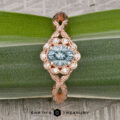 The "Passiflora" Ring in 14k rose gold with 0.99-carat Montana sapphire
