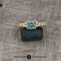 The "Arethusa" Ring in 18k yellow gold with 1.33-carat Montana sapphire