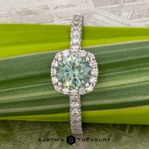 The "Kristen" ring in 14K white gold with 1.03-carat Montana sapphire