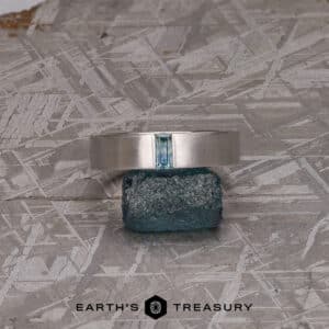 The "El Capitan" in 14k white gold, brushed, with blue-green sapphire