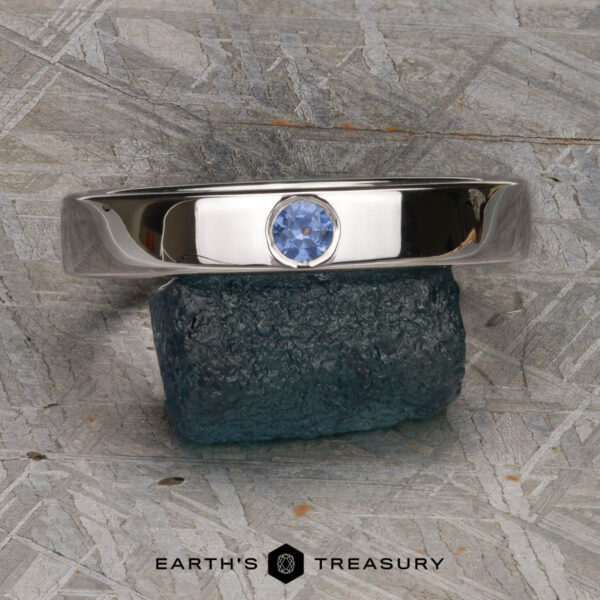 The "Denali" ring in 14k white gold, polished, upgraded with Yogo sapphire The "Denali" ring in 14k white gold, polished, upgraded with Yogo sapphire