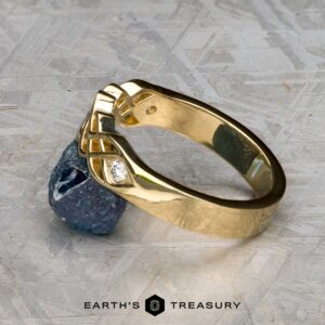 The "Rowan" ring in 18K yellow gold