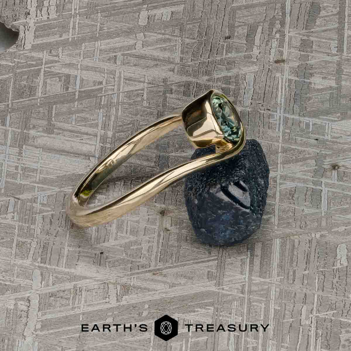 The "Calliste" Ring in 14k Yellow Gold with 1.13-Carat Montana Sapphire