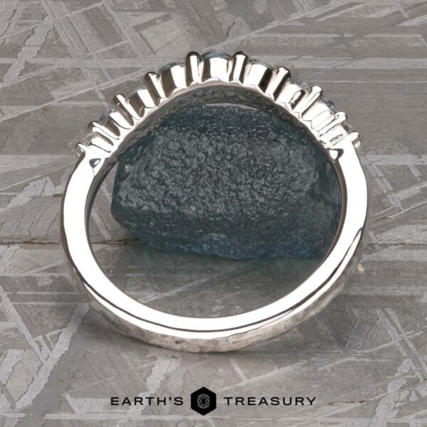 The Ombre "Rhine" band in 14k white gold, hammered The Ombre "Rhine" band in 14k white gold, hammered