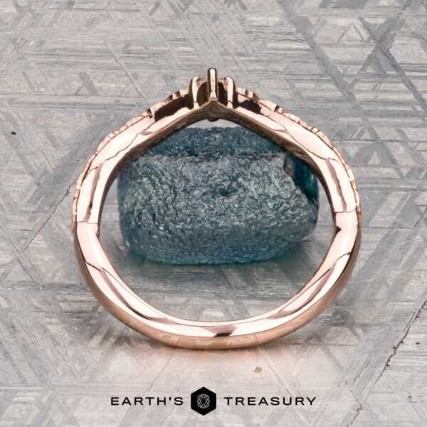 The "Passiflora" band in 14K rose gold The "Passiflora" band in 14K rose gold