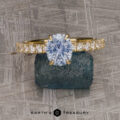 The Deluxe Pave "Amelia" Ring in 18k yellow gold with 1.62-Carat Montana Sapphire
