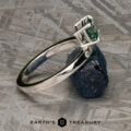 The "Aurai" Ring in 14k white gold with 1.07-Carat Montana Sapphire