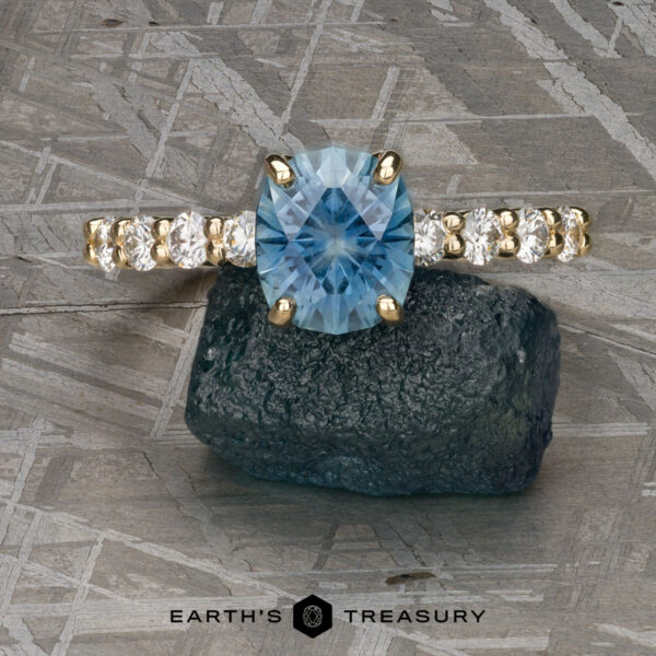 The "Anthea" ring in 14k yellow gold with 1.71-Carat Montana Sapphire The "Anthea" ring in 14k yellow gold with 1.71-Carat Montana Sapphire