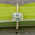 The Tapered Pave "Tatiana" ring in 18k yellow gold with 2.90-Carat Montana Sapphire