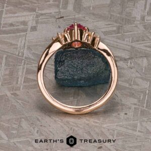 The Bypass "Sappho" in 20k pink gold with 1.01-Carat Montana Sapphire