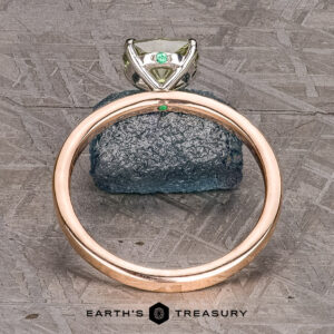 The "Karelia" ring in 20k pink gold and platinum, with 1.43-Carat Montana Sapphire
