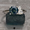 The "Hyacinth" ring in 14k white gold with 1.62-Carat Montana Sapphire