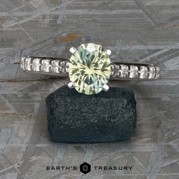 The Deluxe Pave "Aquila" ring in platinum with 2.24-carat Montana sapphire The Deluxe Pave "Aquila" ring in platinum with 2.24-carat Montana sapphire