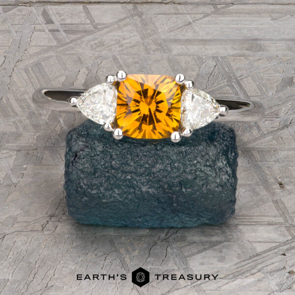 The "Rhiannon" ring in 18k white gold with 0.98-Carat Montana Sapphire The "Rhiannon" ring in 18k white gold with 0.98-Carat Montana Sapphire