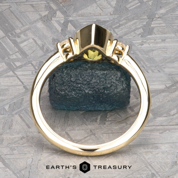 The "Evadne" ring in 14k yellow gold with 1.08-Carat Australian Sapphire The "Evadne" ring in 14k yellow gold with 1.08-Carat Australian Sapphire