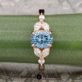 The "Cattleya" ring in 14K rose gold with 1.49-carat Montana sapphire