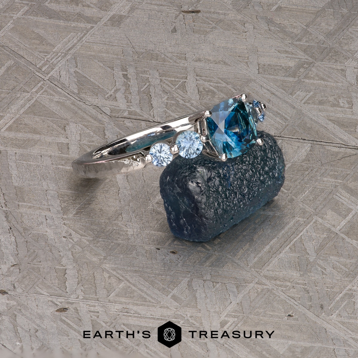 The "Lamia" in 14k white gold, hammered, with 1.12-Carat Montana Sapphire