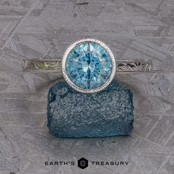 The "Niobe" ring in Platinum with 2.23-Carat Montana Sapphire The "Niobe" ring in Platinum with 2.23-Carat Montana Sapphire