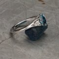 The "Virona" in 18k white gold with 1.03-Carat Montana Sapphire