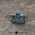 The "Kira" Ring in 14k white gold with 0.97-Carat Montana Sapphire