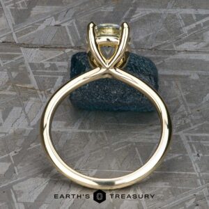 The “Vanessa” Ring in 14k yellow gold with 3.08-Carat Montana Sapphire