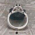 The “Siobhan” ring in platinum with 1.98-carat Montana sapphire