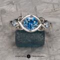 The "Isolde" in platinum with 1.51-carat Montana sapphire