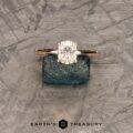 The "Vanessa" ring in 14k rose gold with 1.37-Carat Montana Sapphire