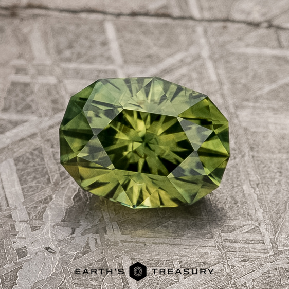 RARE !! SAPHIR VERT D'AUSTRALIE : 5.6 mm x 4.6 mm