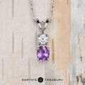 The "Supernova" pendant in 18K white gold with 1.07-carat Madagascar sapphire