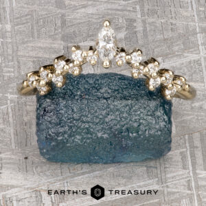 The "Tigris" band in 14k yellow gold