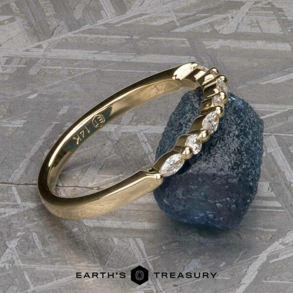 The straight "Orinoco" band in 14k yellow gold The straight "Orinoco" band in 14k yellow gold