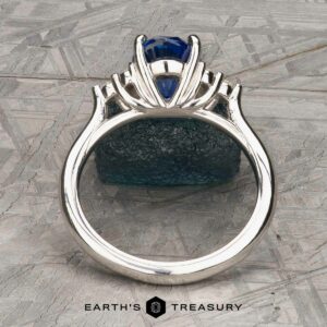 The "Kacie" ring in platinum with 2.66-Carat Ceylon Sapphire