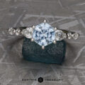 The "Morrigan" ring in platinum with 2.06-Carat Montana Sapphire