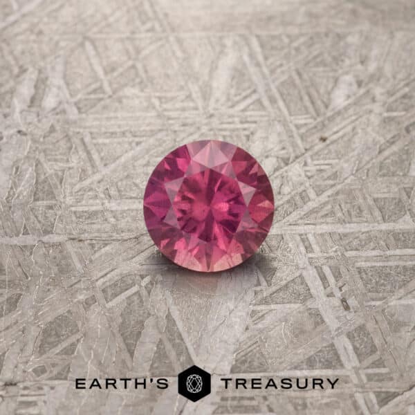 1.93-Carat Rich Raspberry Pink Umba Sapphire 1.93-Carat Rich Raspberry Pink Umba Sapphire
