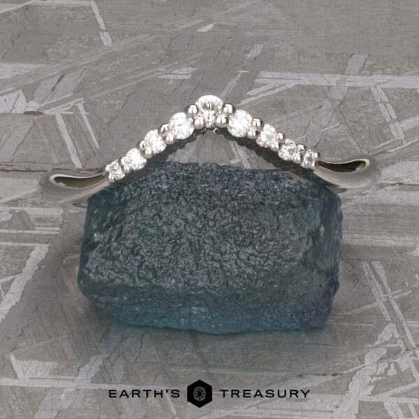 The Chevron "Rhine" band in platinum The Chevron "Rhine" band in platinum