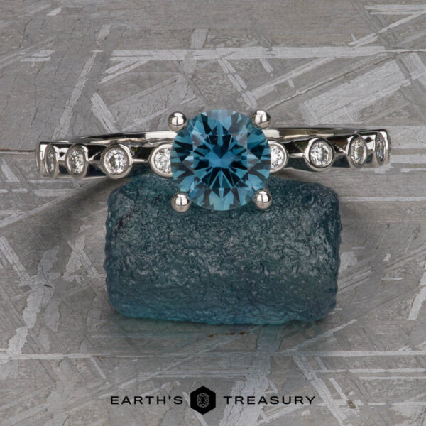 The “Cassiopeia” ring in platinum with 1.08-carat Montana Sapphire The “Cassiopeia” ring in platinum with 1.08-carat Montana Sapphire