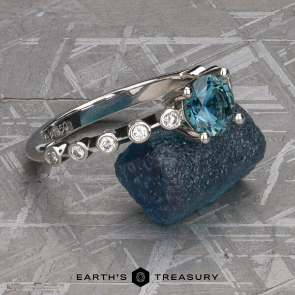 The “Cassiopeia” ring in platinum with 1.08-carat Montana Sapphire The “Cassiopeia” ring in platinum with 1.08-carat Montana Sapphire